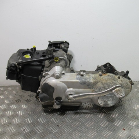 Moteur vespa 125 2006 - lx,