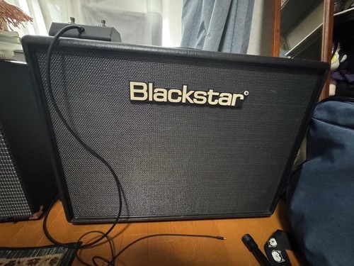 Amplificateur guitare - de,