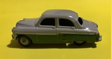 dinky toys VAUXHALL CRESTA