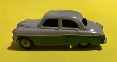 Dinky toys vauxhall cresta - dinky,