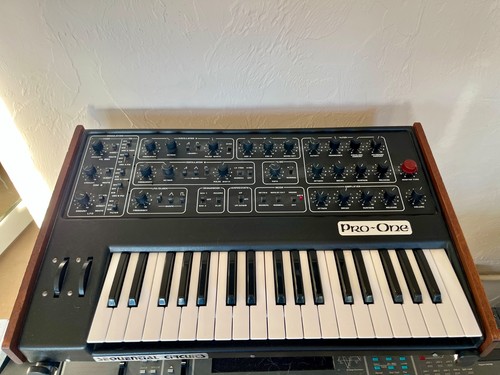 1982 sequential circuits - 1982,