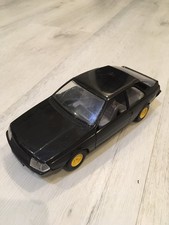 Ancienne Renault Fuego au 1/24