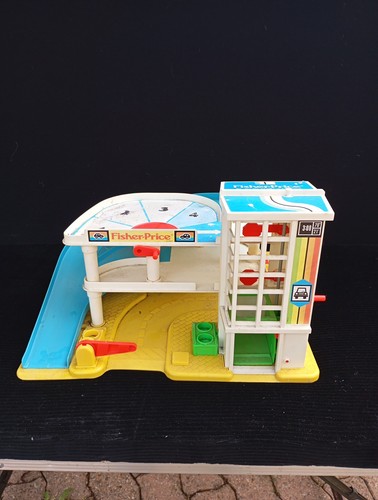 Ancien garage fisher - ancien,