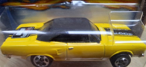 Hot wheels plymouth - hot, roadrunner
