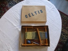 ancien métier à tisser 1950 en bois de la marque CELTIS