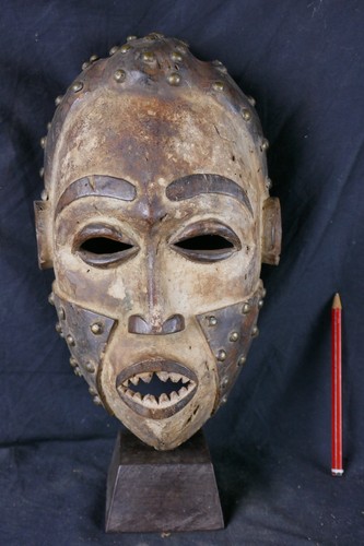 Impressionnant masque ibo - impressionnant,