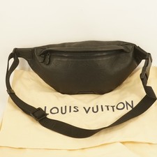 Louis Vuitton Discovery Bumbag