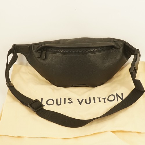 Louis vuitton discovery bumbag - louis,
