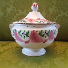 soupière en faience des