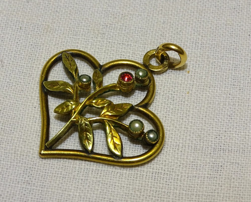 Joli petit pendentif oria - petit,