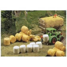 32 Bottes de paille et balles