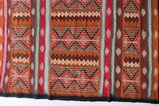 antique handmade Moroccan Berber rug vintage 1970