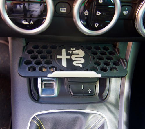 Alfa romeo giulietta - romeo, phone