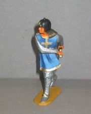 STARLUX  PLASTIQUE  MOYEN ÂGE