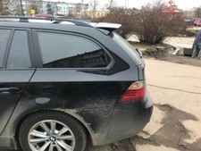 Aileron de couvercle de coffre