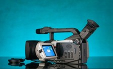 CANON DM-XM1 E 3CCD Camcorder Video Camera Working Charger Two Batteries