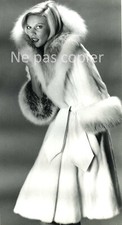 FASHION 1973 REVILLON mink fur photo 22 x 12 cm