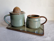 Presse Agrumes, tasse et plateau en grès modèle Pixie - Bloomingville