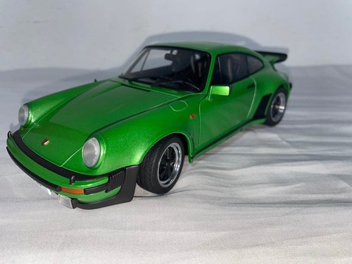 Autoart porsche 911 18 - autoart,