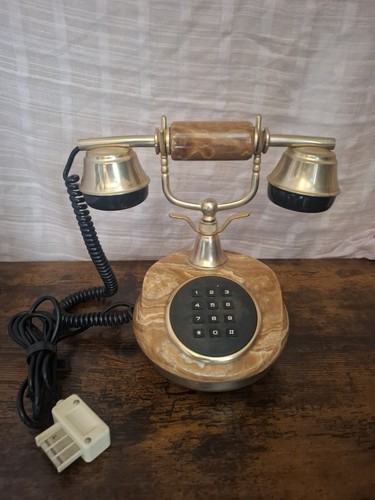 Téléphone fixe vintage - , style