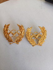 2 Olympique Paris Badges 
