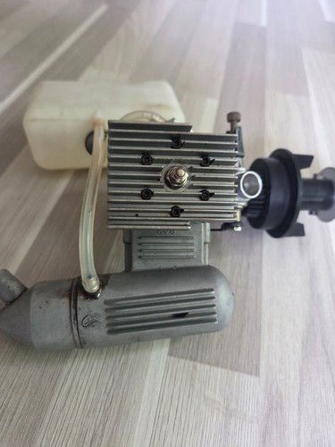 Superbe moteur max - superbe, f