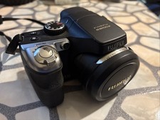 Fujifilm FinePix S8100fd 10MP