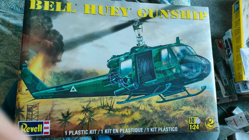 Maquette revell - 1/24,