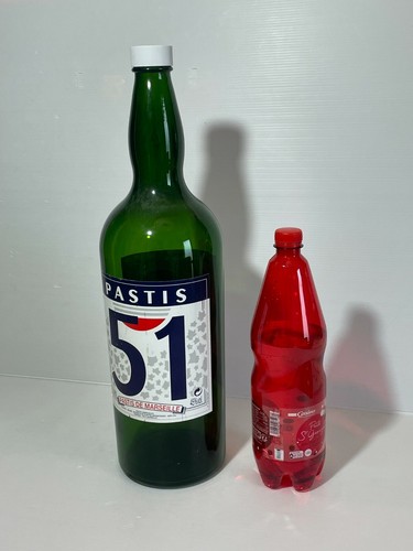 Grande ancienne bouteille - et,