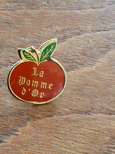 Pin pomme d - pin's.,