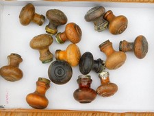 Lot d'anciennes poignées de porte, Boutons en Bois et Bronze, (A Restaurer )