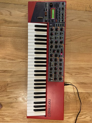 Clavia nord lead - clavia, 3