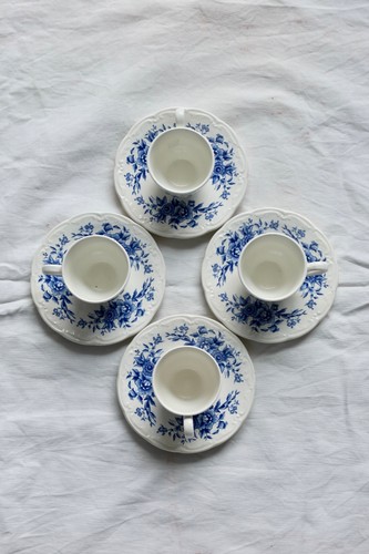 Tasses anciennes faïence - en,