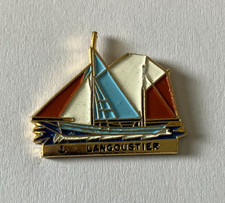 93 - Pin's LANGOUSTIER LOBSTER FISHING BOAT