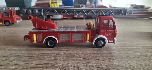 Véhicules miniatures pompiers - véhicules,