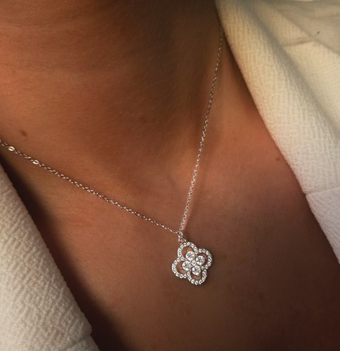 Collier fleur argenté - fleur, zircon