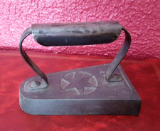 Fer à repasser ancien