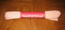 Lacet rose pour Corset