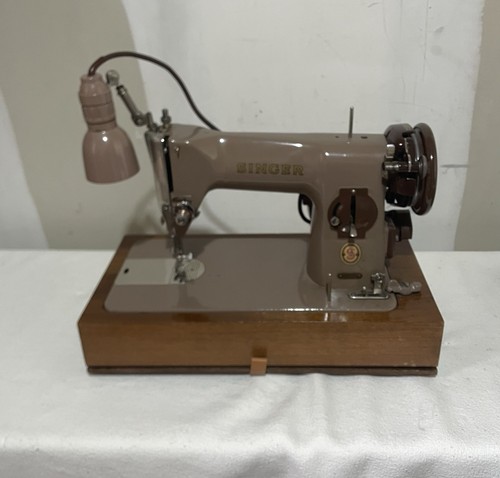 Machine coudre singer 215 g - singer,