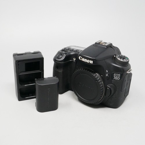 Canon eos 70d 2mp digital - canon,