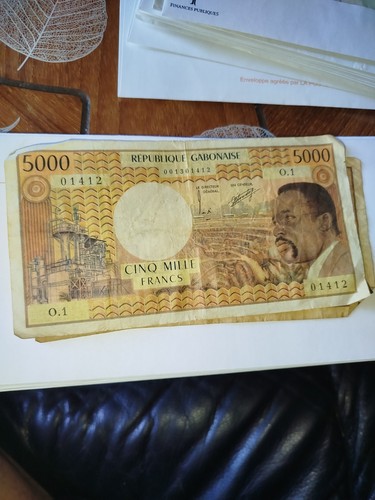 Gabon billet 5000 - billet, francs