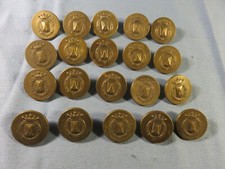 BOUTON de LIVREE COURONNE de VICOMTE,A dans un ECU*RENAULT BUSSIERES  30mm