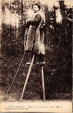 Old postcard Landes - Landais types - Echassien et sa Peau de Sheep - Folklore (776904)