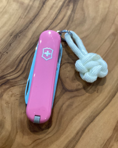 Victorinox swiss army knife - swiss,