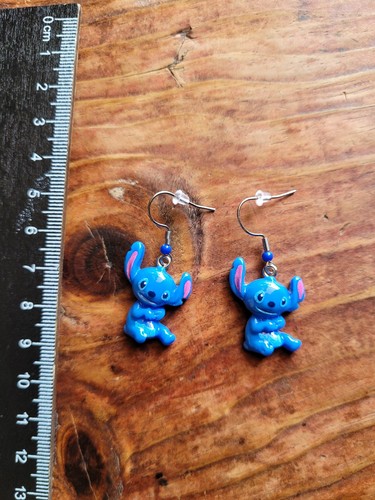 Boucles oreilles lilo - d,