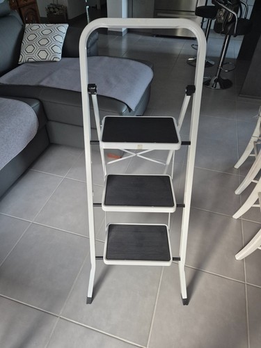 Escabeau marches pliable - marches,