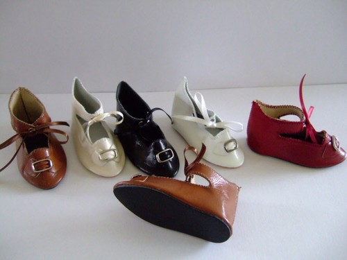 Chaussures poupee ancienne - de,