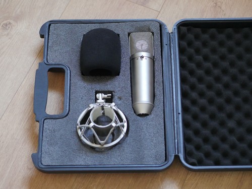 Microphone studio type u87 - studio,