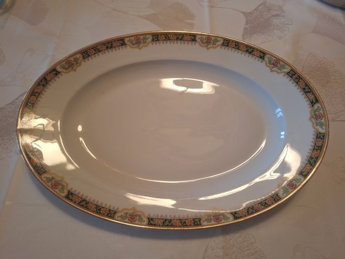 Ancien plat service - ,, 37