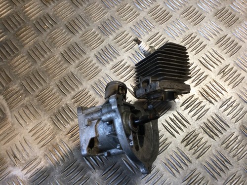 Bloc moteur débroussailleuse - moteur,